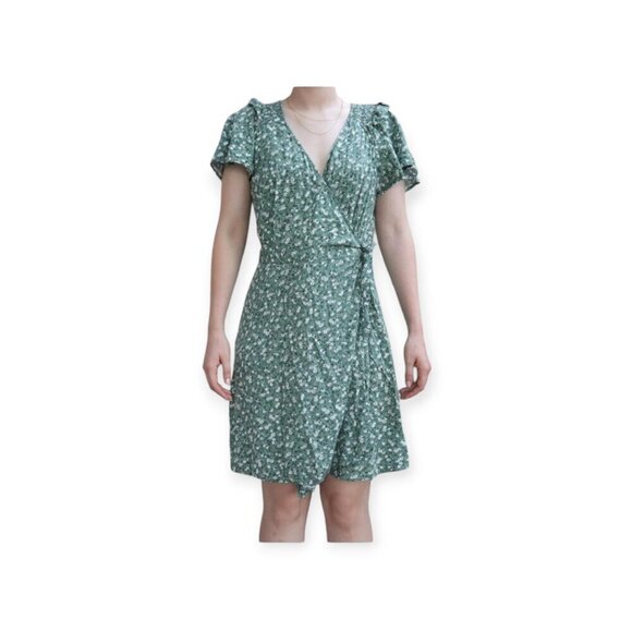 Universal Thread s/s green white ditsy floral ruffle sleeve wrap dress size XS - Picture 10 of 10
